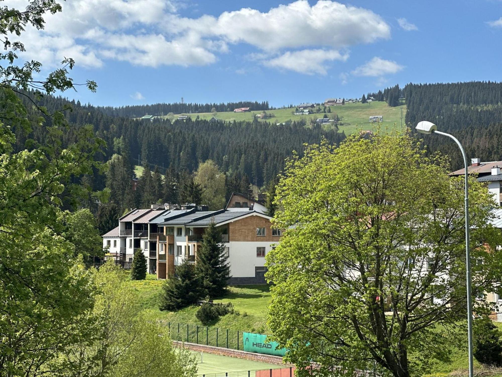Apartman Oriens Pec pod Sněžkou Kültér fotó